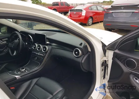 2017 Mercedes-Benz C 300 4Matic from USA, damaged, VIN 55SWF4KB0HU192384